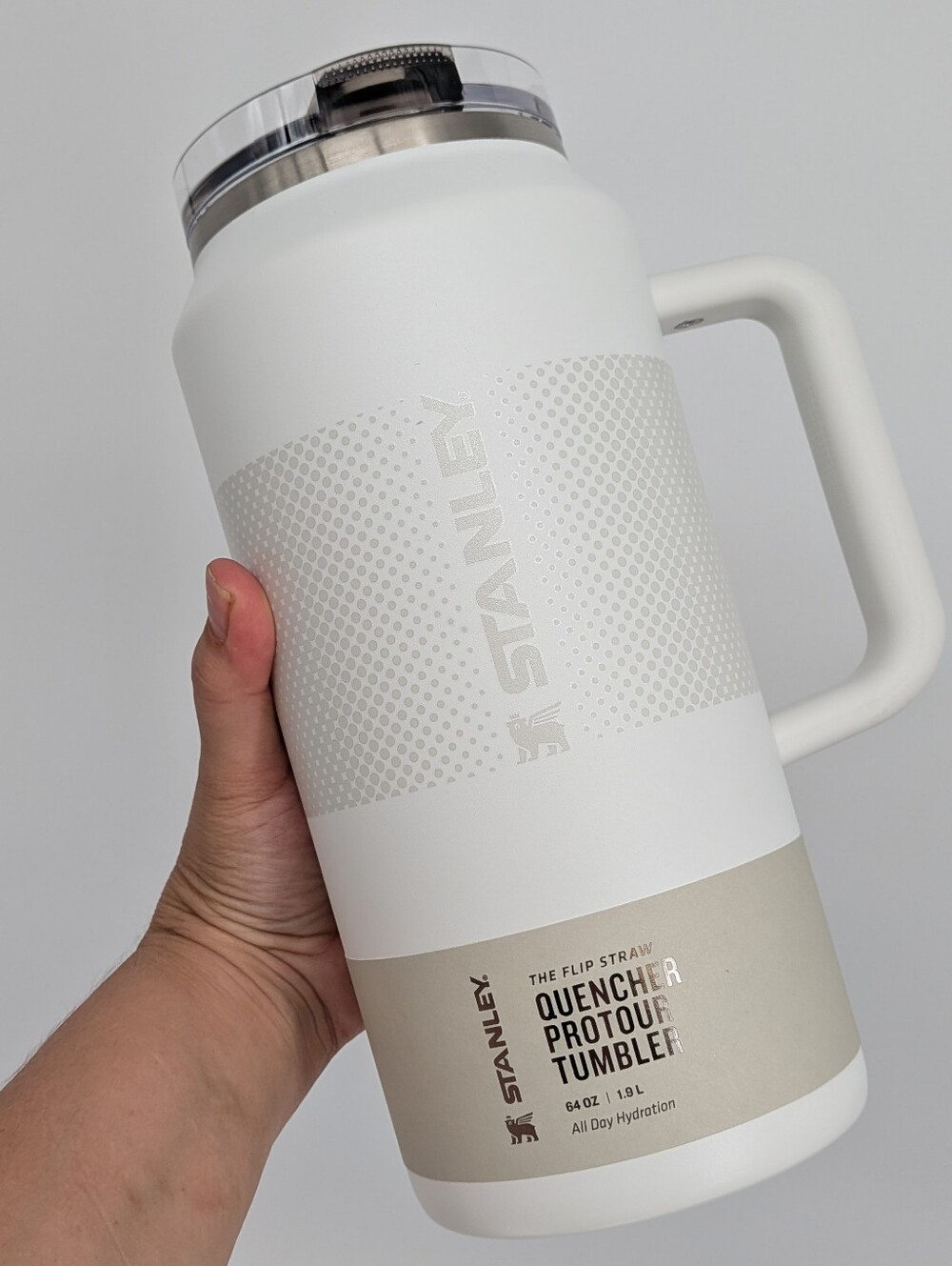 new Stanley cup water bottle The Quencher ProTour Flip Straw Tumbler 64 OZ white